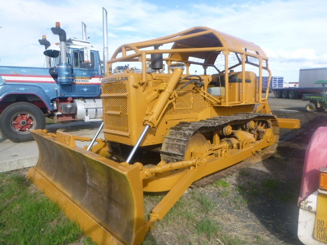 1959 CATERPILLAR D6B CAT D6 DOZER
