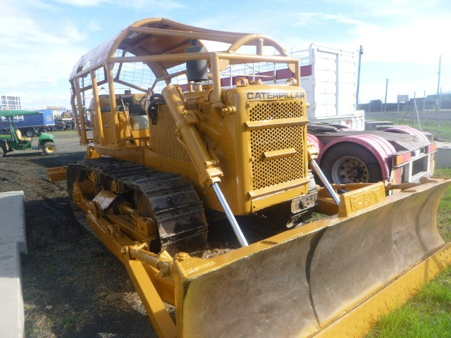 1959 CATERPILLAR D6B CAT D6 DOZER