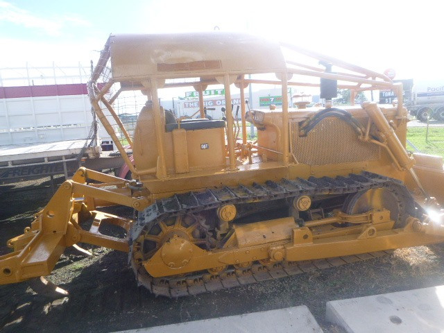 1959 CATERPILLAR D6B CAT D6 DOZER
