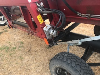 1999 CASE IH HEADER HARVESTER