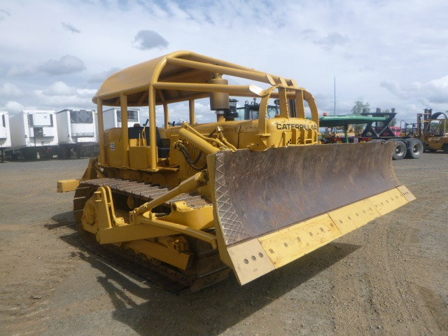CATERPILLAR CAT D4D 49J STD TRACKED-DOZER