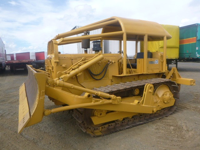 CATERPILLAR CAT D4D 49J STD TRACKED-DOZER