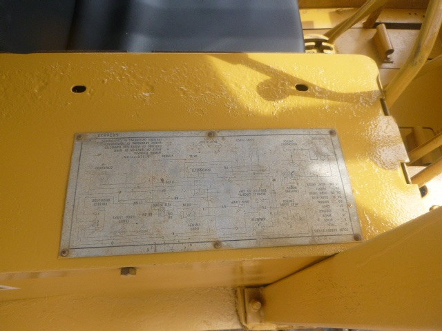 CATERPILLAR CAT D4D 49J STD TRACKED-DOZER