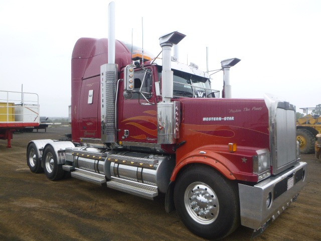 2004 WESTERN STAR 4900 SERIES PRIME MOVER TRUCK PRIMEMOVER