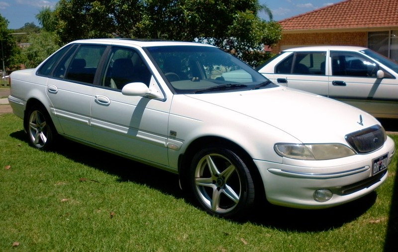 1995 FORD LTD DF