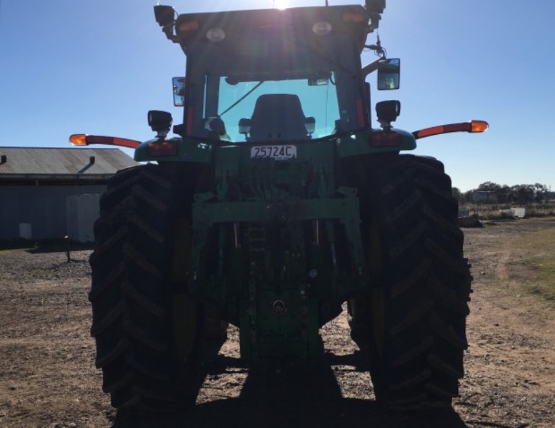 JOHN DEERE 7930 Tractor