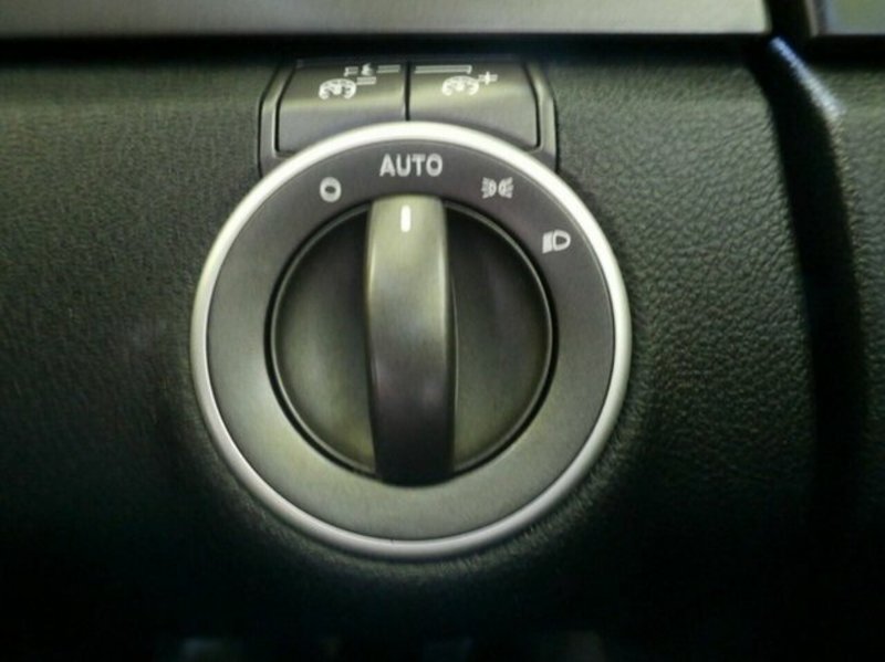 2010 HOLDEN COMMODORE OMEGA VE MY10