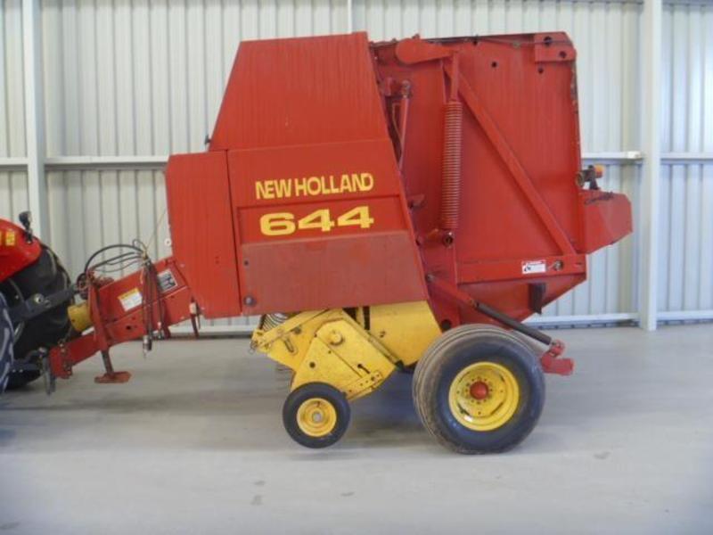 NEW HOLLAND 644 SILAGE SPECIAL