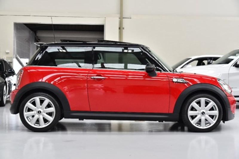 2010 MINI HATCH COOPER S CHILLI R56