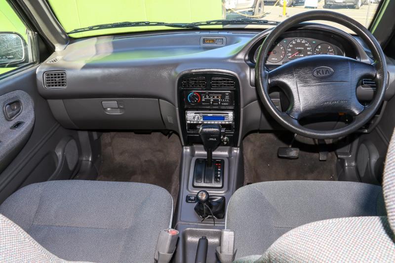 2002 KIA SPORTAGE