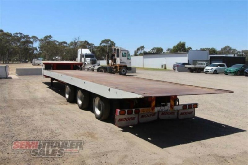2012 MOORE Semi 48FT Drop Deck Mega Tilt