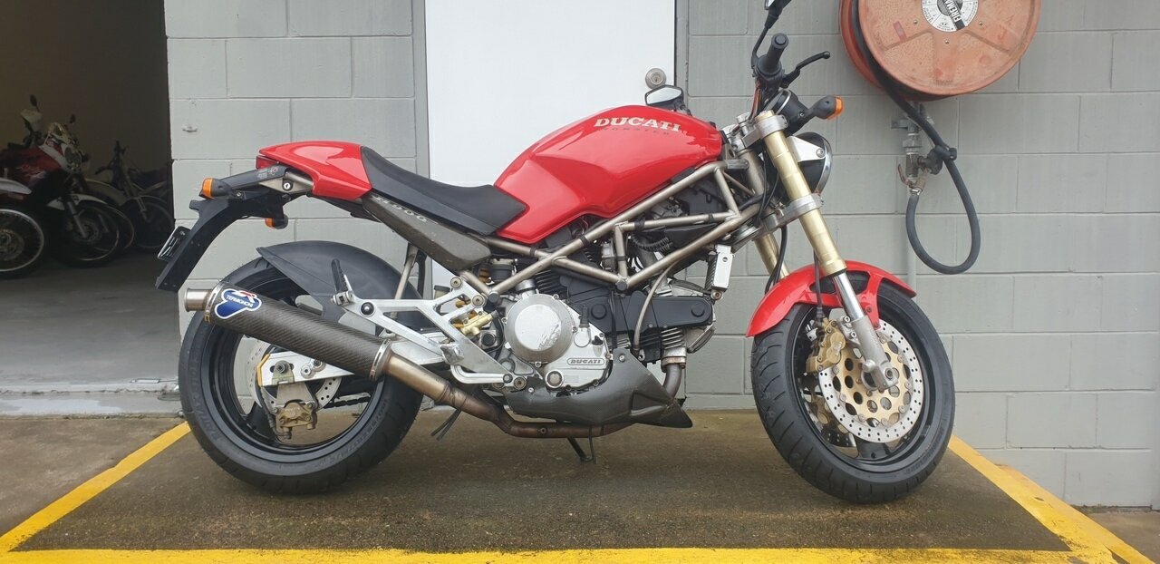 1993 DUCATI 900 MONSTER ROAD 