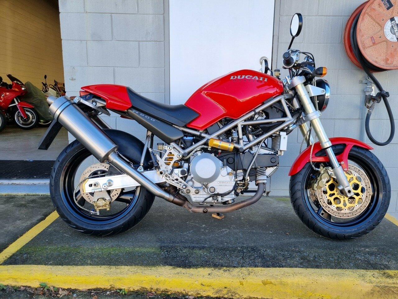 1993 DUCATI 900 MONSTER ROAD