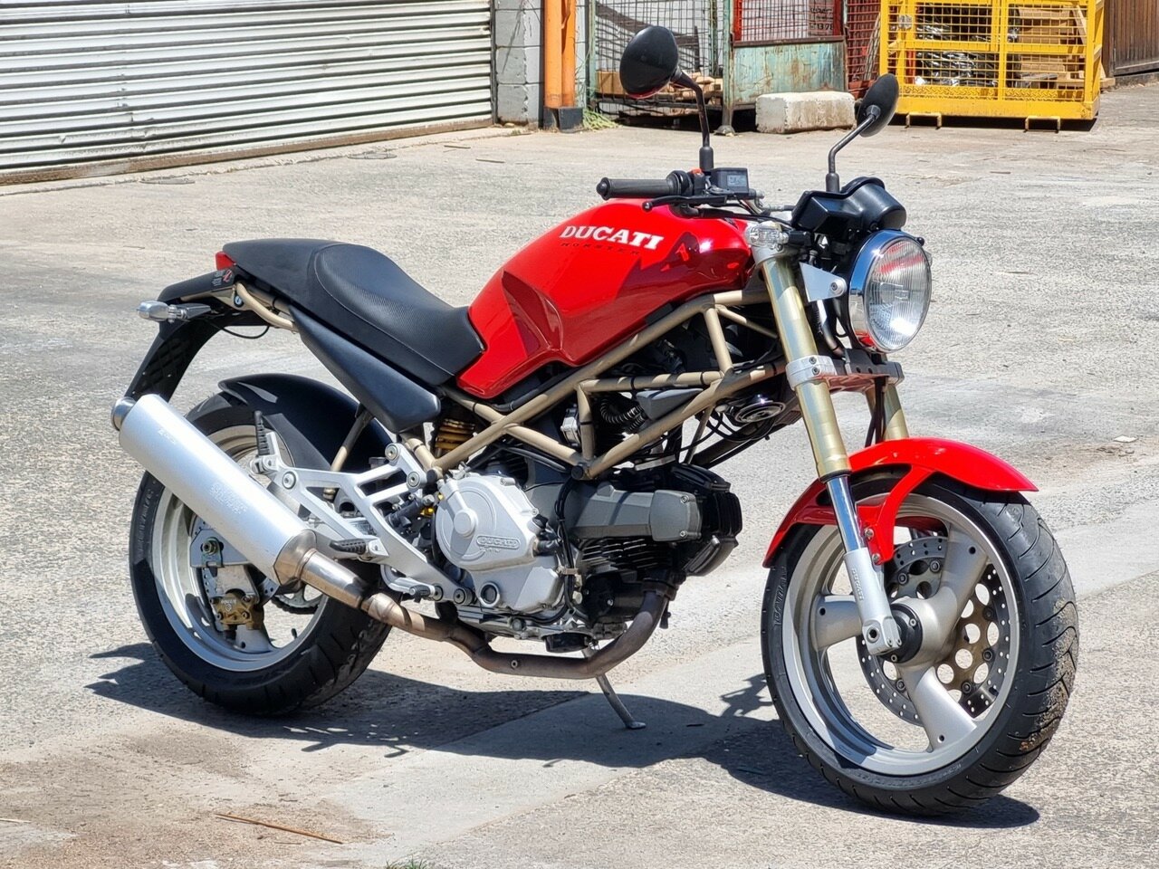 1995 DUCATI MONSTER 400 ROAD