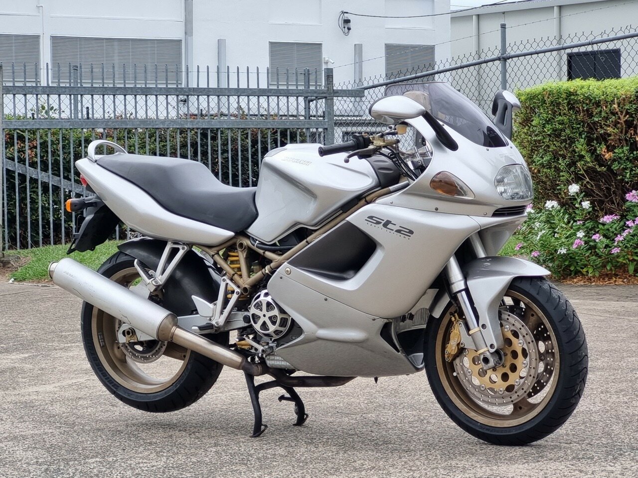 1997 DUCATI ST2 ROAD