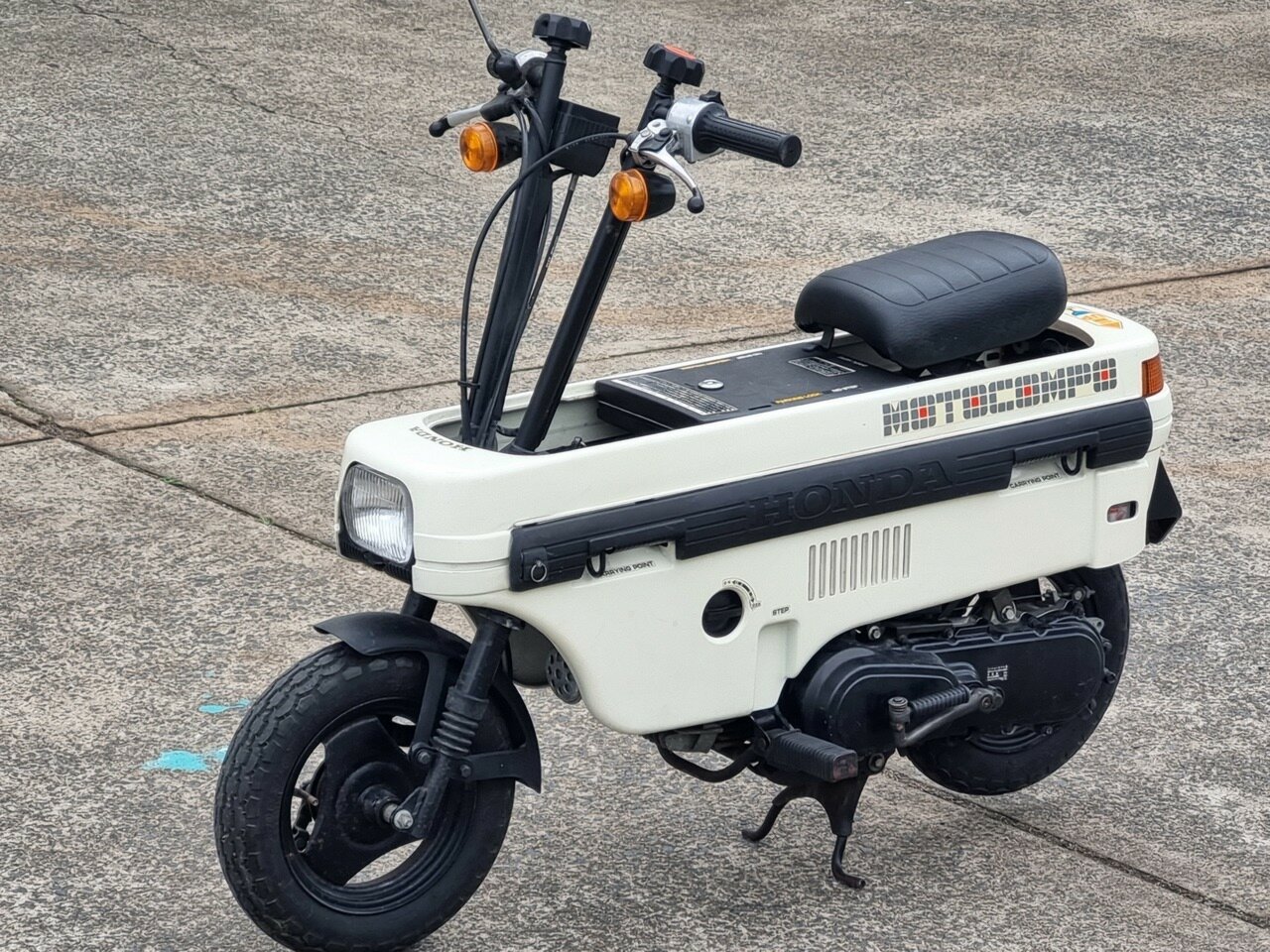 1982 HONDA MOTOCOMPO SCOOTER