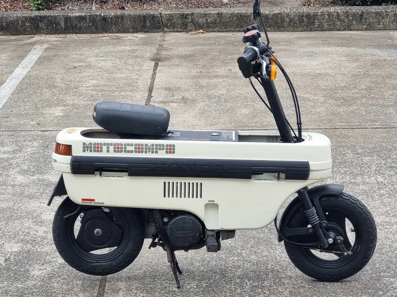 1982 HONDA MOTOCOMPO SCOOTER