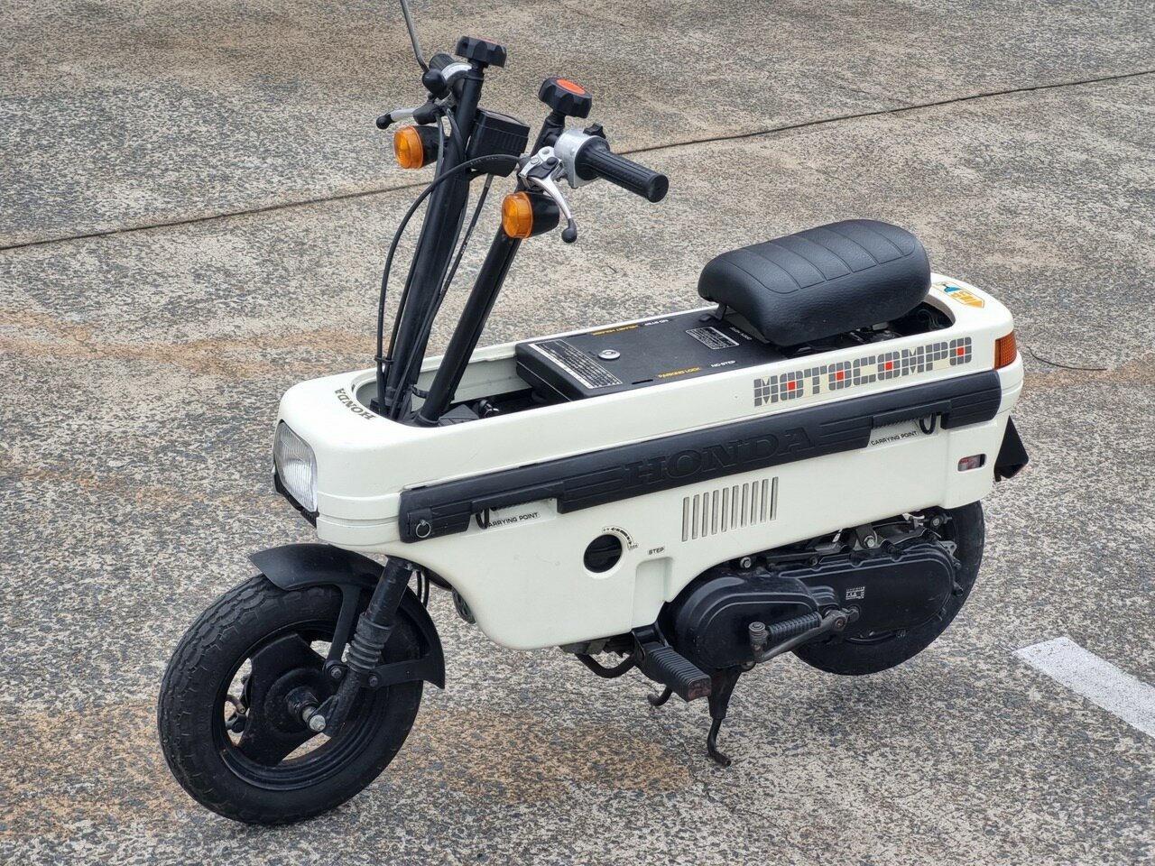 1982 HONDA MOTOCOMPO SCOOTER