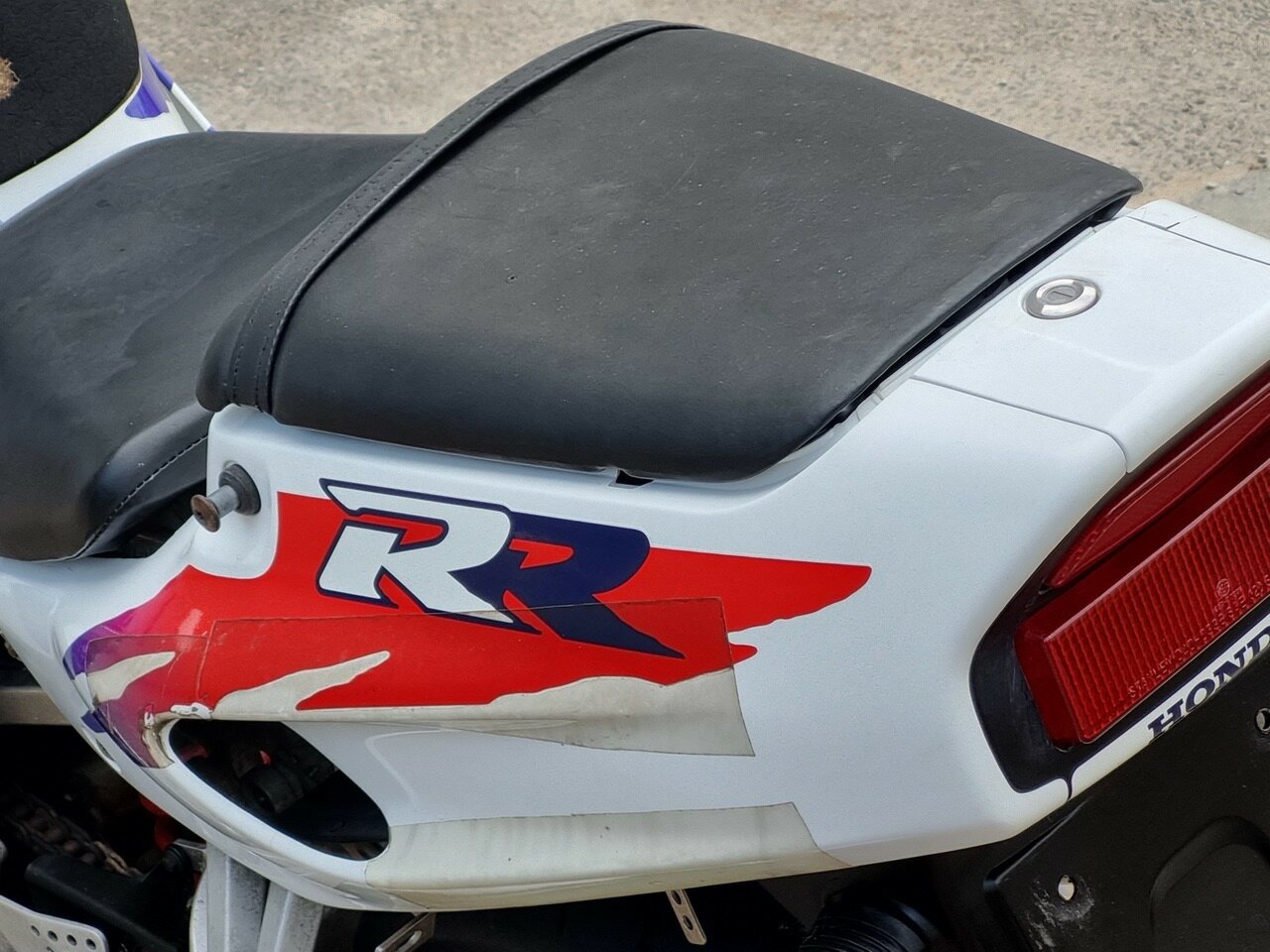 1995 HONDA CBR900RR (FIREBLADE) SPORTS