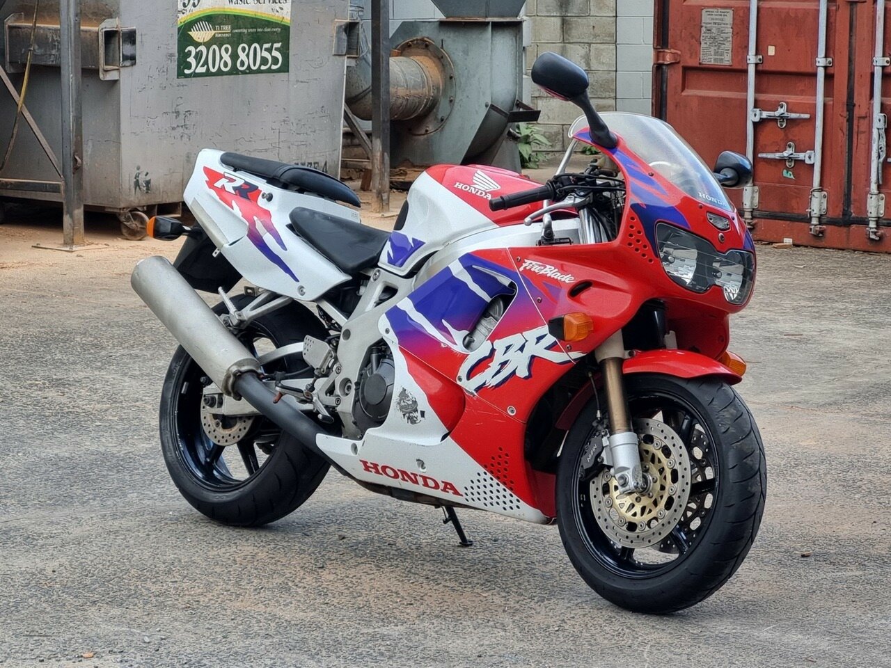 1995 HONDA1995 HONDA CBR900RR (FIREBLADE) SPORTS