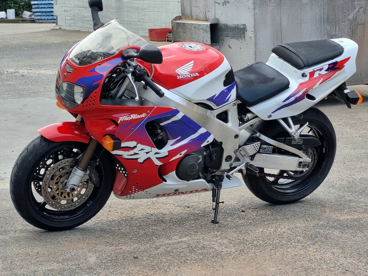 1995 HONDA CBR900RR (FIREBLADE) SPORTS
