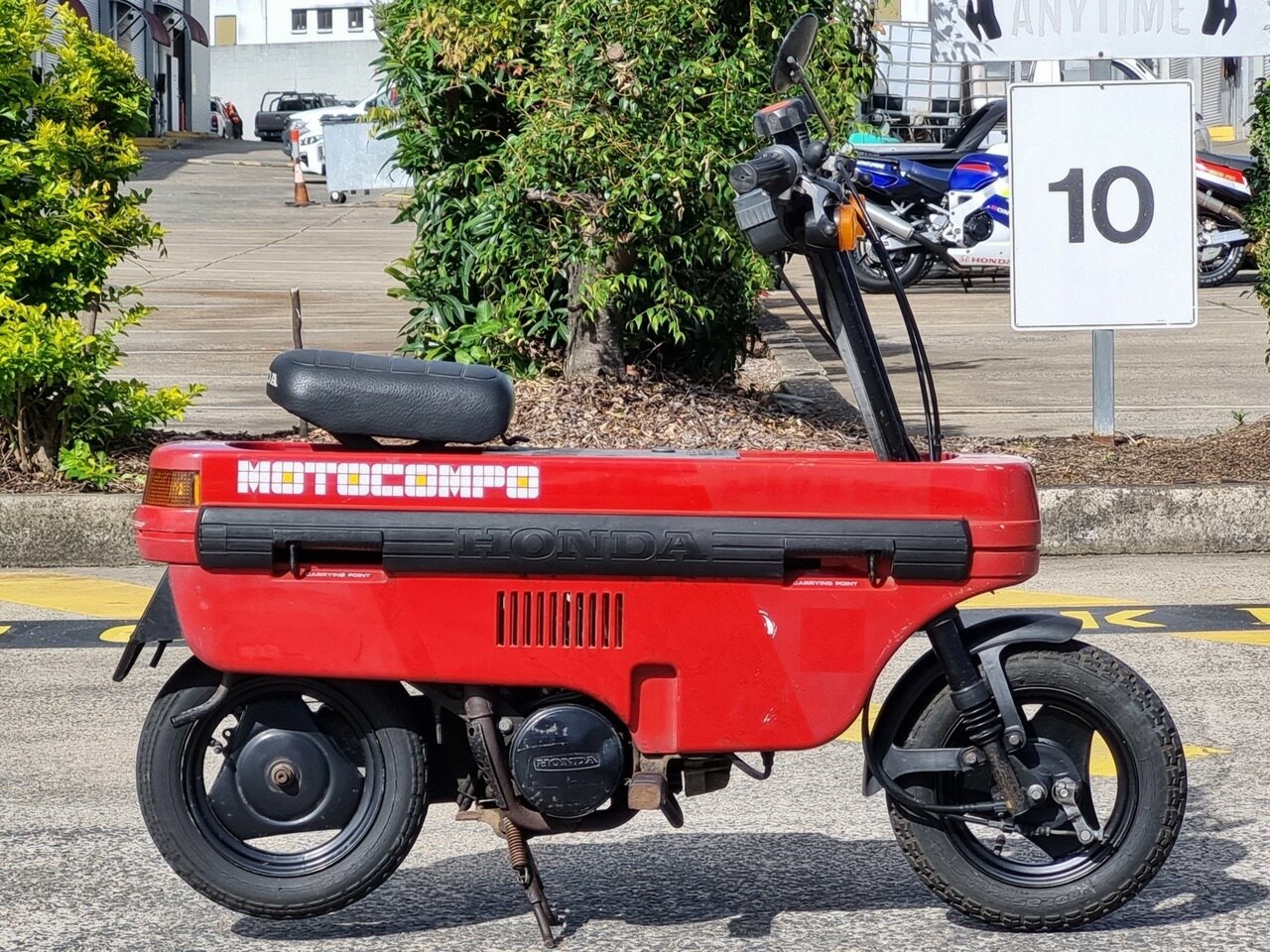 1982 HONDA MOTOCOMPO SCOOTER