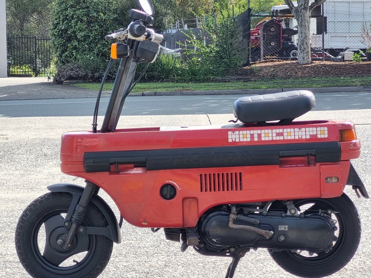 1982 HONDA MOTOCOMPO SCOOTER