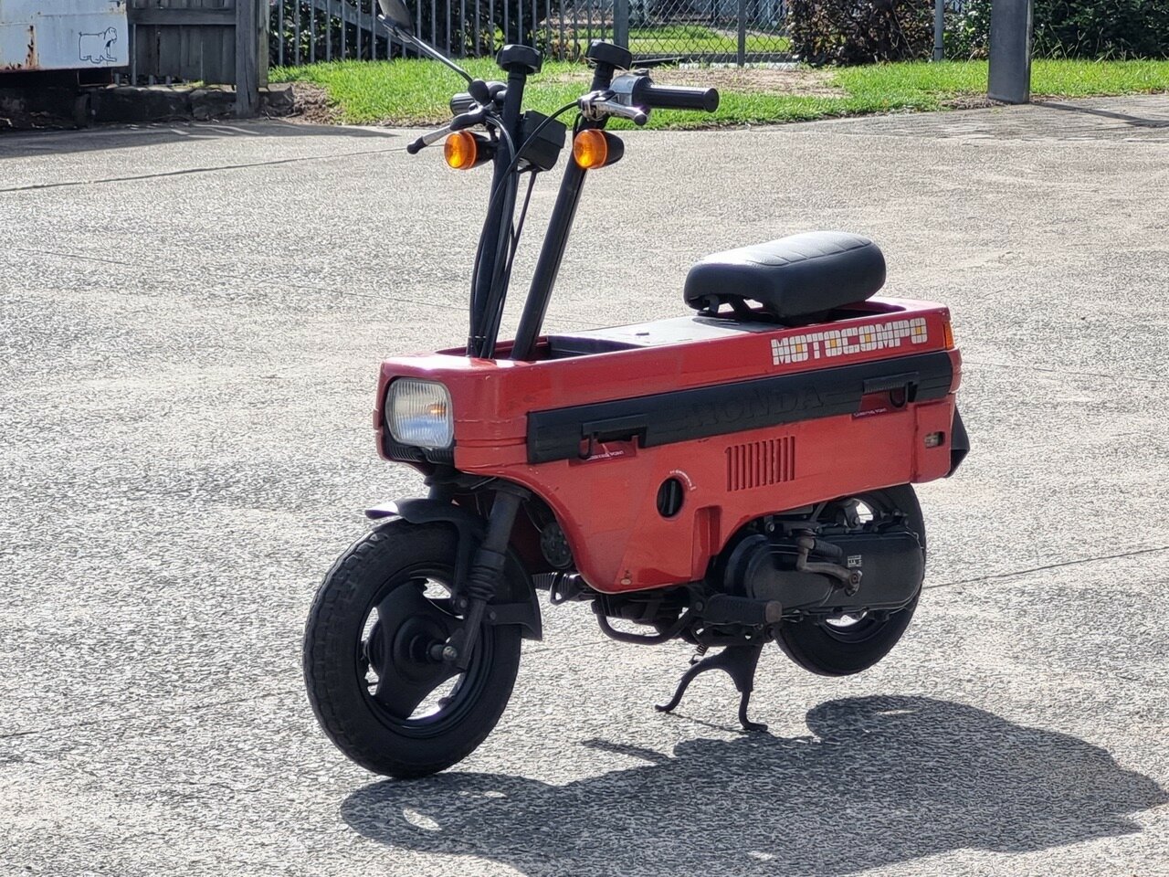 1982 HONDA MOTOCOMPO SCOOTER