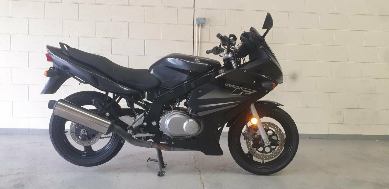 2013 SUZUKI GS500F (FULL FAIRING) ROAD