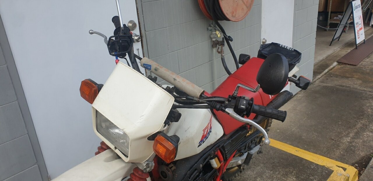 1984 YAMAHA DT200R OFF ROAD