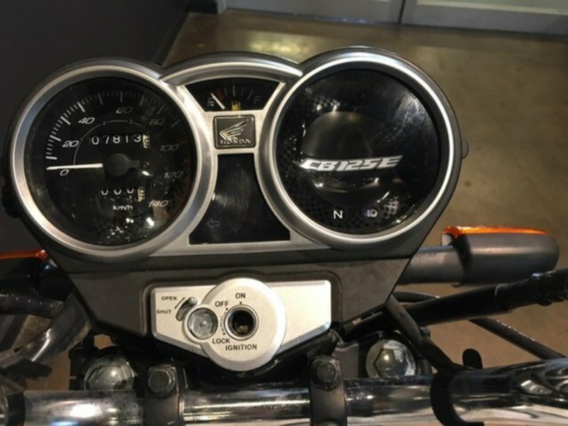 2012 HONDA CB125E