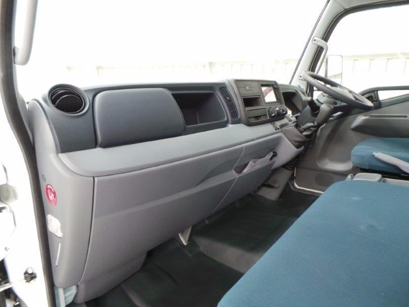 2016 FUSO Canter 515 Canter 515 Truck
