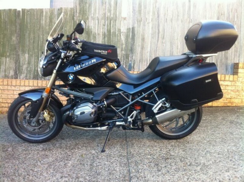 2013 BMW 2013 Bmw 1200CC R1200R SE Road (04