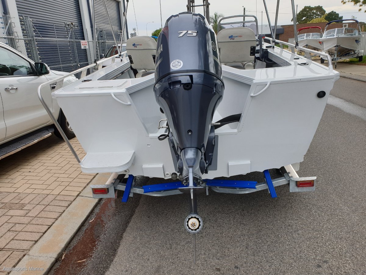 2019 QUINTREX 490 RENEGADE SIDE CONSOLE