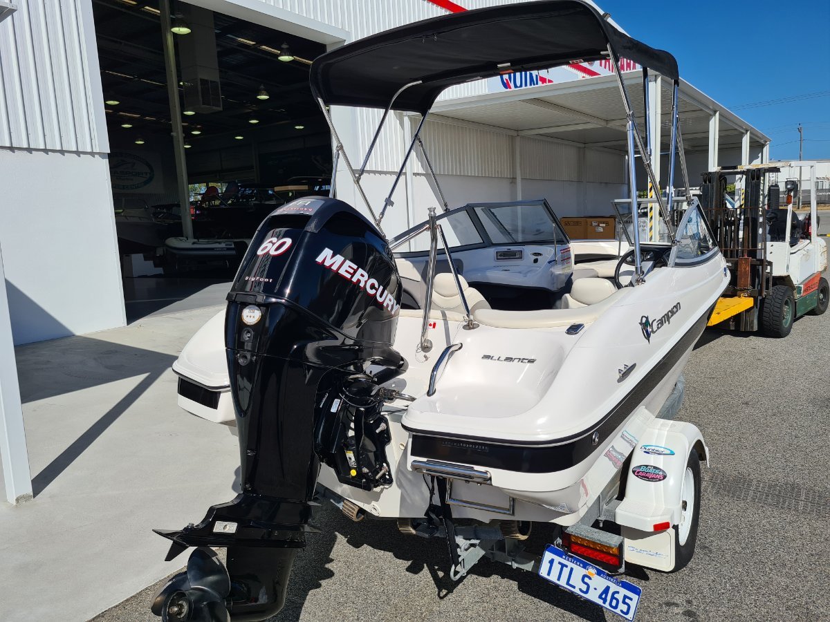 2011 CAMPION ALLANTE 485 RUNABOUT