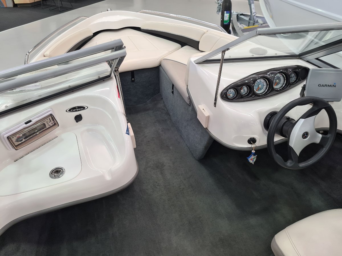2011 CAMPION ALLANTE 485 RUNABOUT