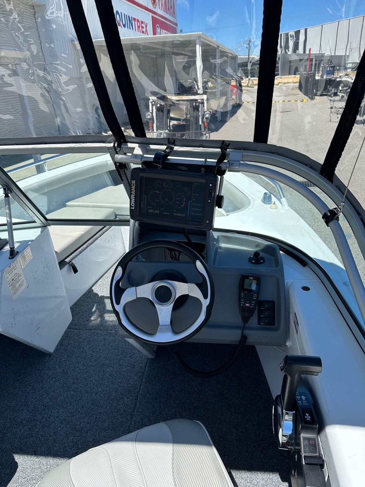 2021 SAVAGE 545 BEACHCOMBER BOWRIDER