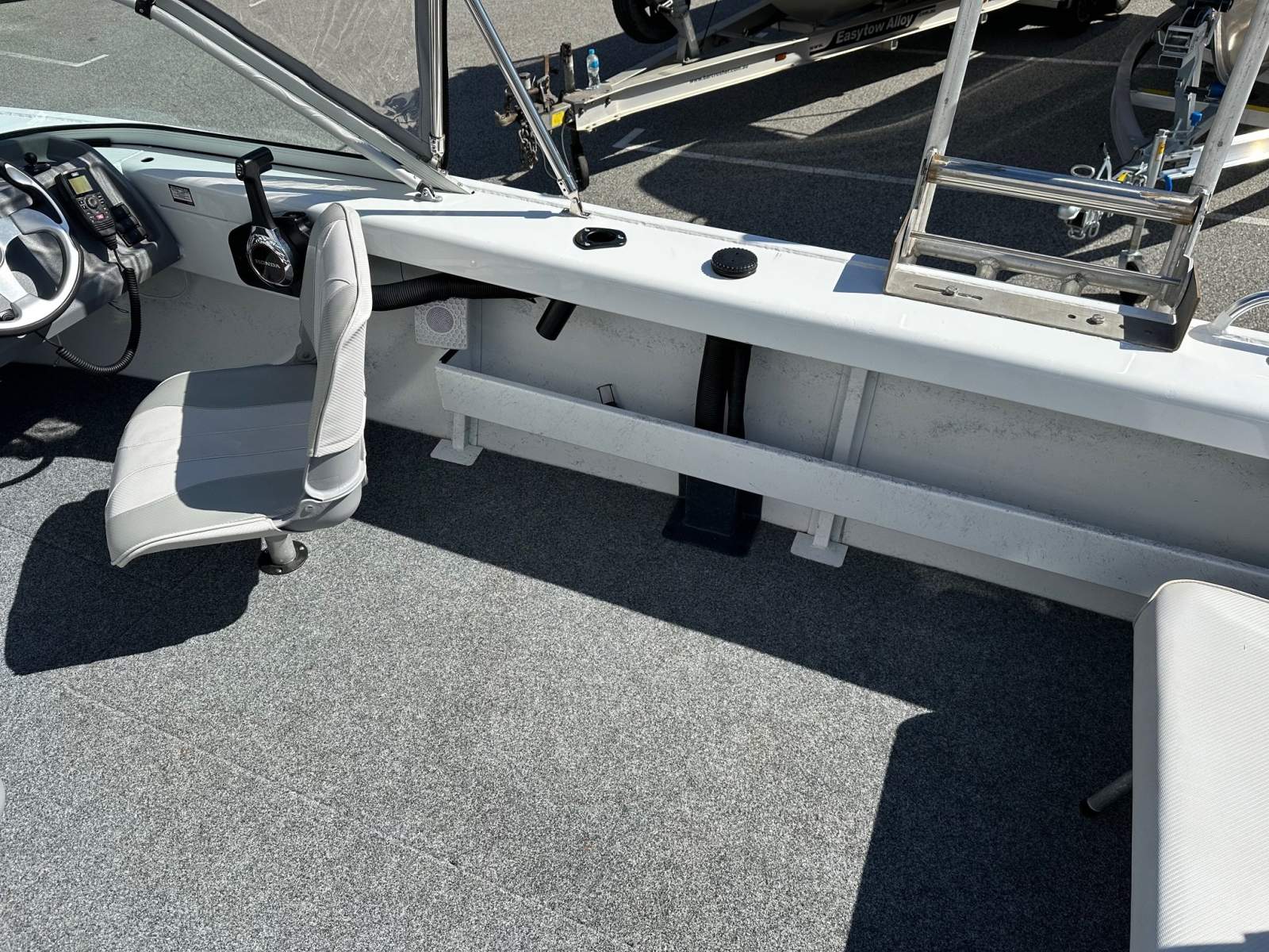 2021 SAVAGE 545 BEACHCOMBER BOWRIDER