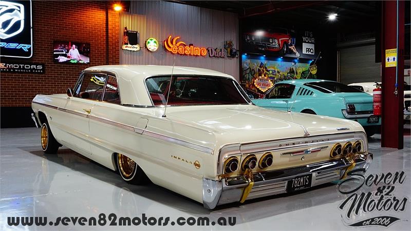 1964 CHEVROLET IMPALA SS MANUAL COUPE