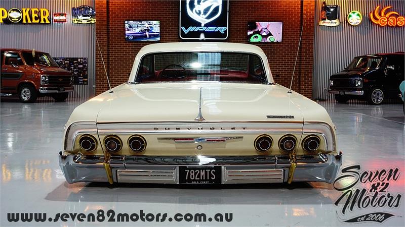 1964 CHEVROLET IMPALA SS MANUAL COUPE