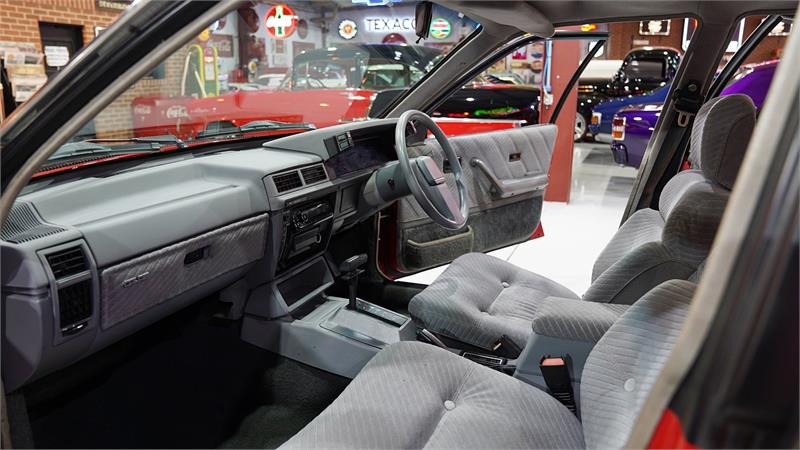 1987 HOLDEN CALAIS VL TURBO AUTOMATIC SEDAN