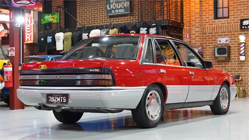 1987 HOLDEN CALAIS VL TURBO AUTOMATIC SEDAN