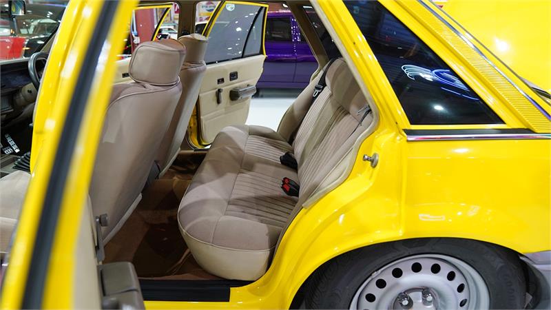 1987 HOLDEN COMMODORE VL BT1 TRIBUTE MANUAL SEDAN