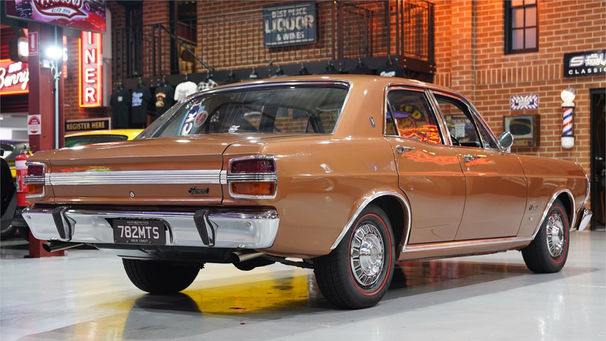 1971 FORD FAIRMONT XY AUTOMATIC SEDAN