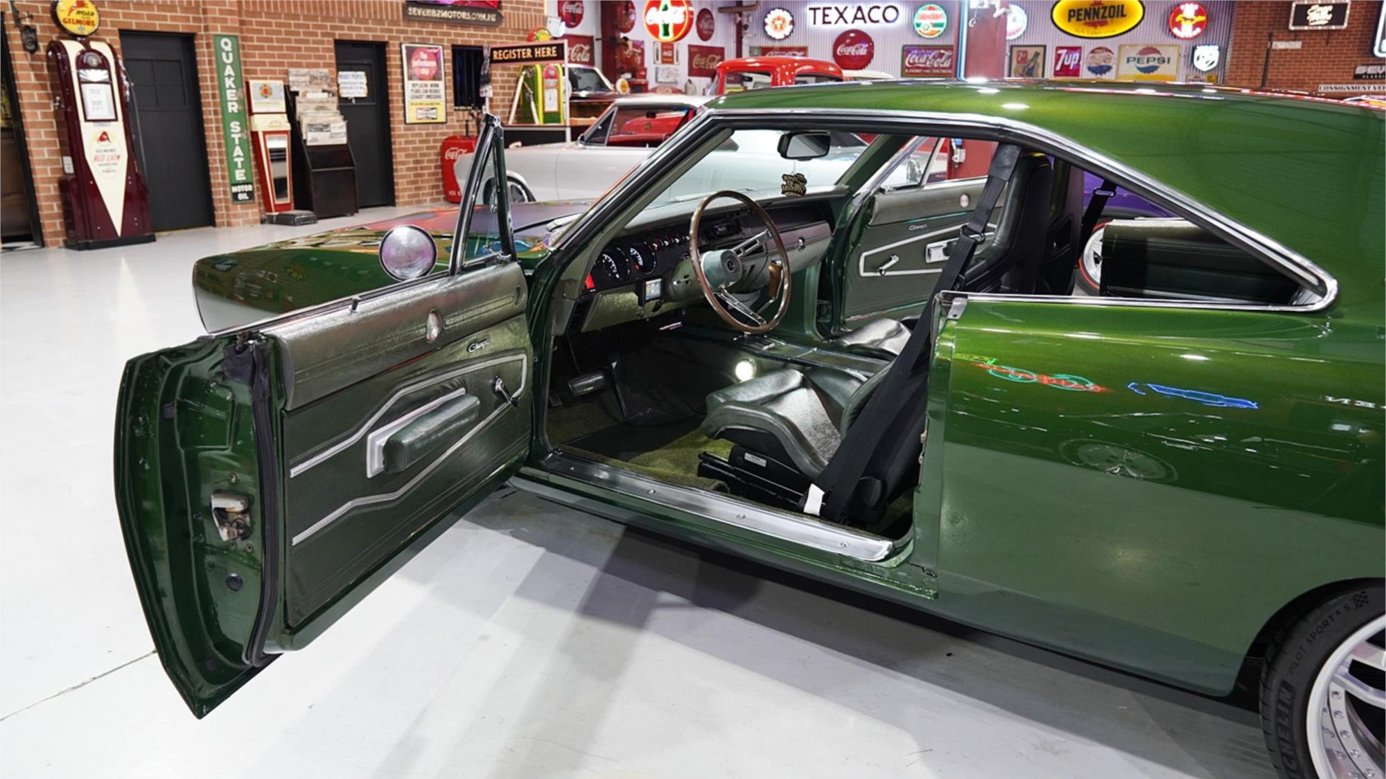 1970 DODGE CHARGER COUPE