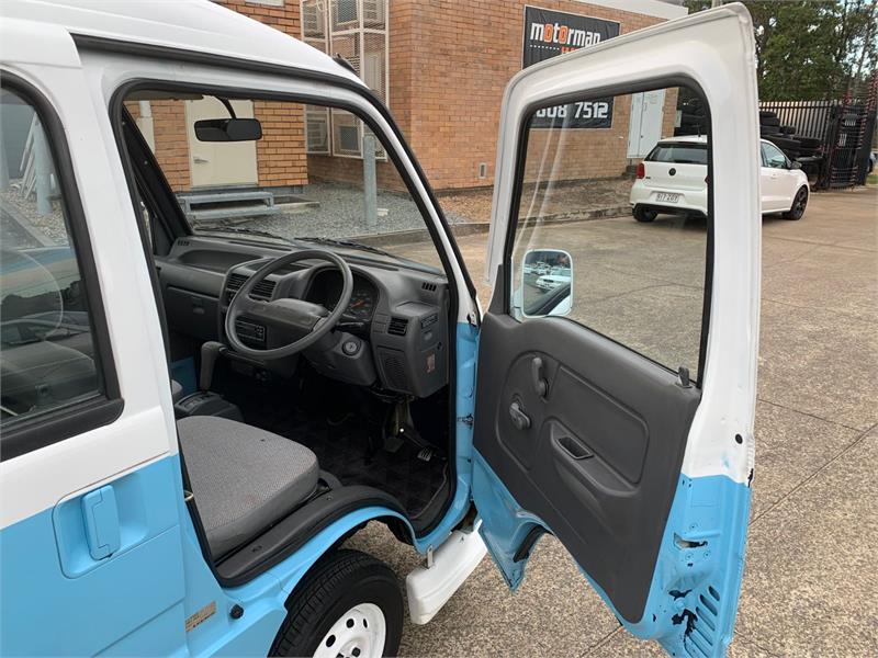1994 SUBARU SAMBAR AUTOMATIC