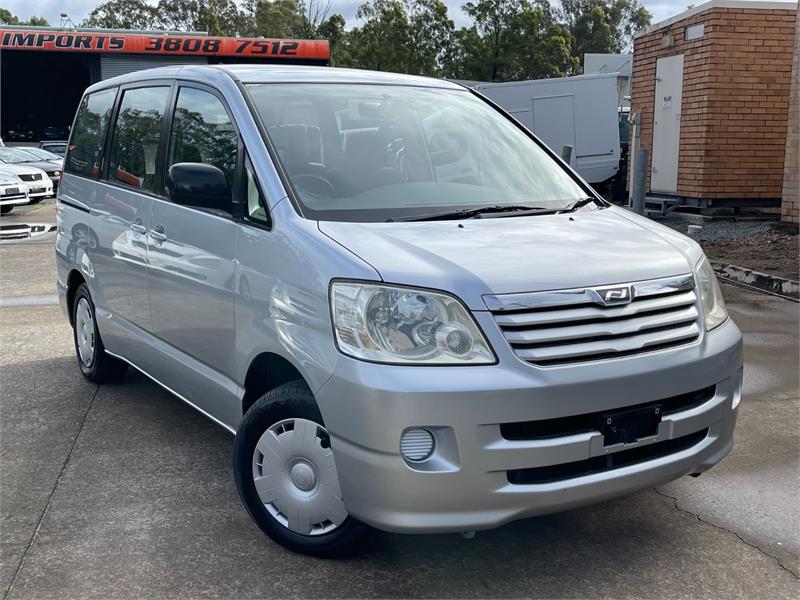 2003 TOYOTA NOAH AZR60 AUTOMATIC WAGON