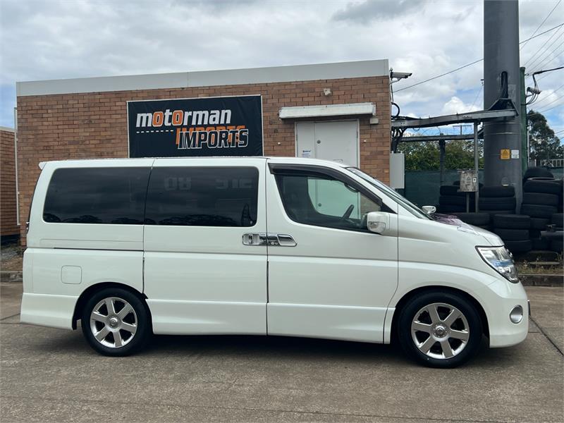 2007 NISSAN ELGRAND E51 5 SP AUTOMATIC 4D WAGON