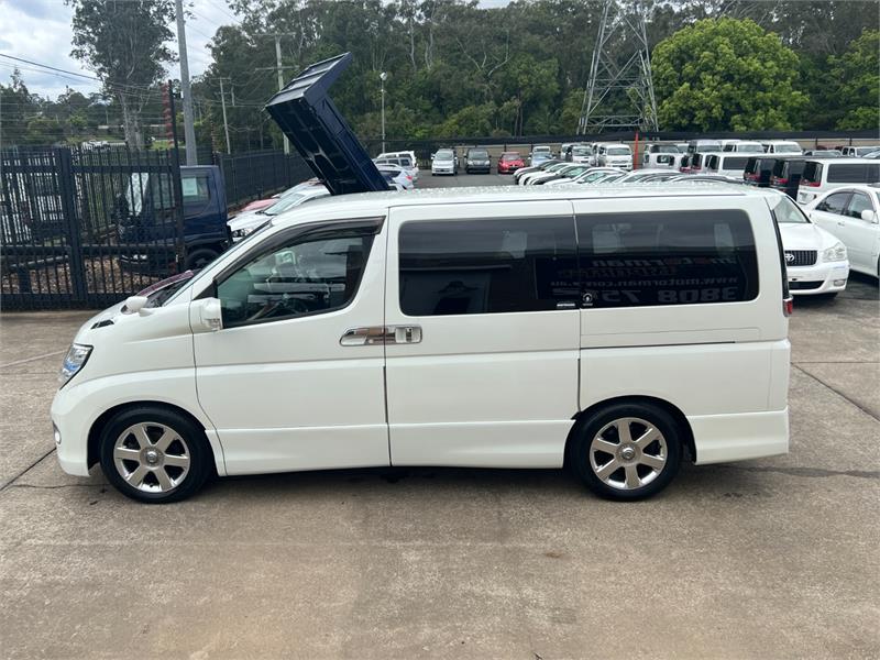 2007 NISSAN ELGRAND E51 5 SP AUTOMATIC 4D WAGON