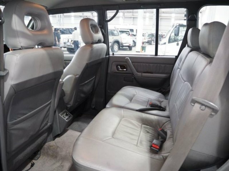 1998 MITSUBISHI PAJERO GLS LWB (4x4) NL